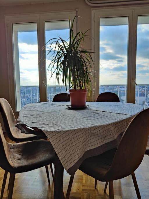 Superbe Appartement Lumineux Avec Vue Imprenable Тур Екстериор снимка
